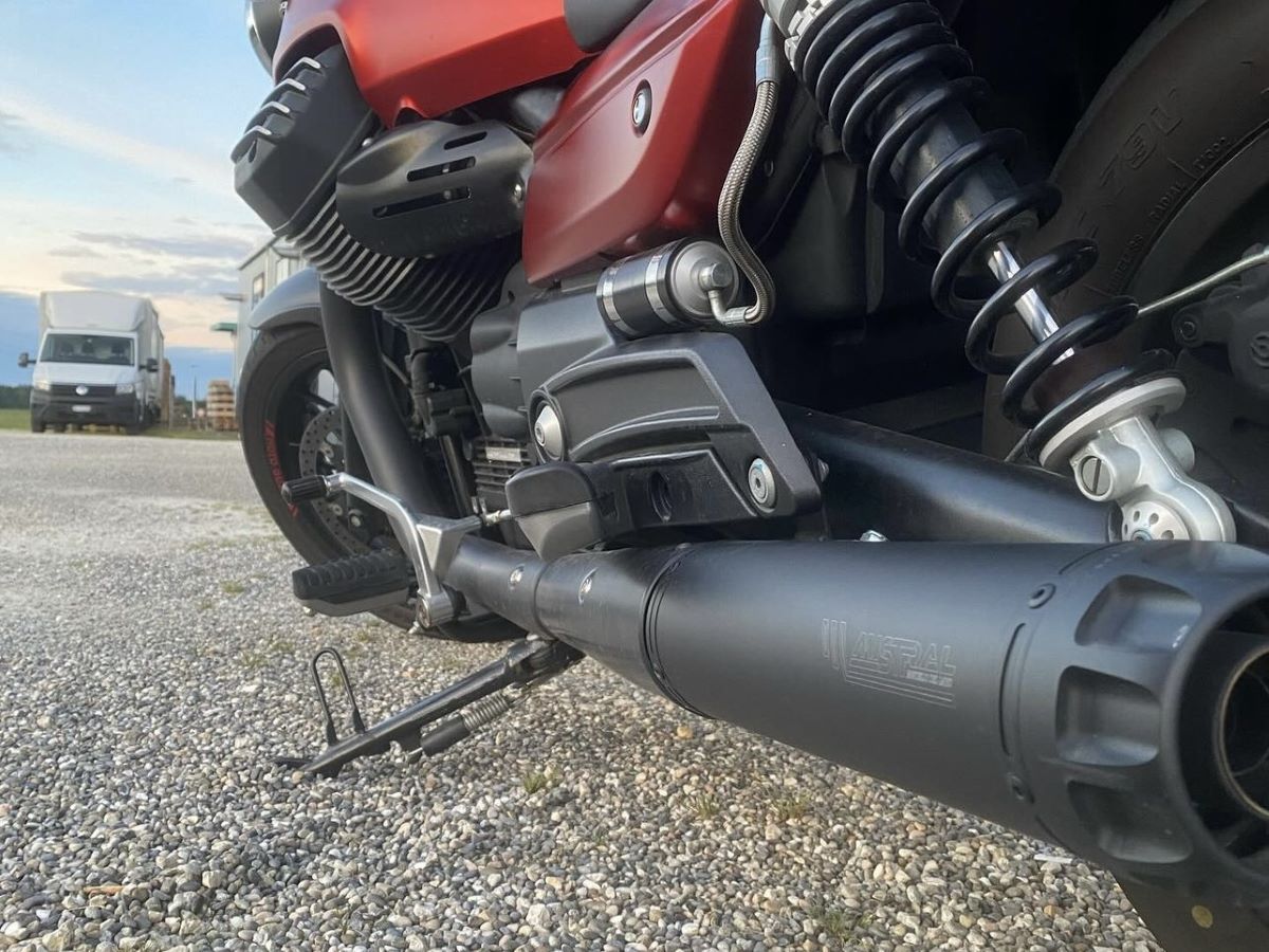 Mistral Exclusive Exhausts - Moto Guzzi Audace 1400