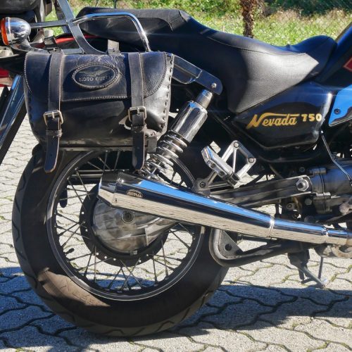Scarichi Conici in finitura lucida specifici per Moto Guzzi Nevada 350/750 Carburatori