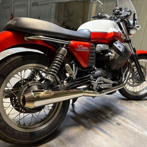 moto_guzzi_v7_classic_stone_special_scarichi_mistral_conici_lucidi