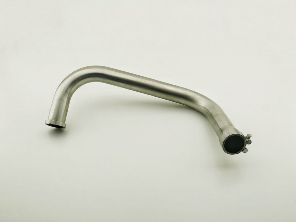 Collettore Racing in finitura satinata specifico per BSA Gold Star 650