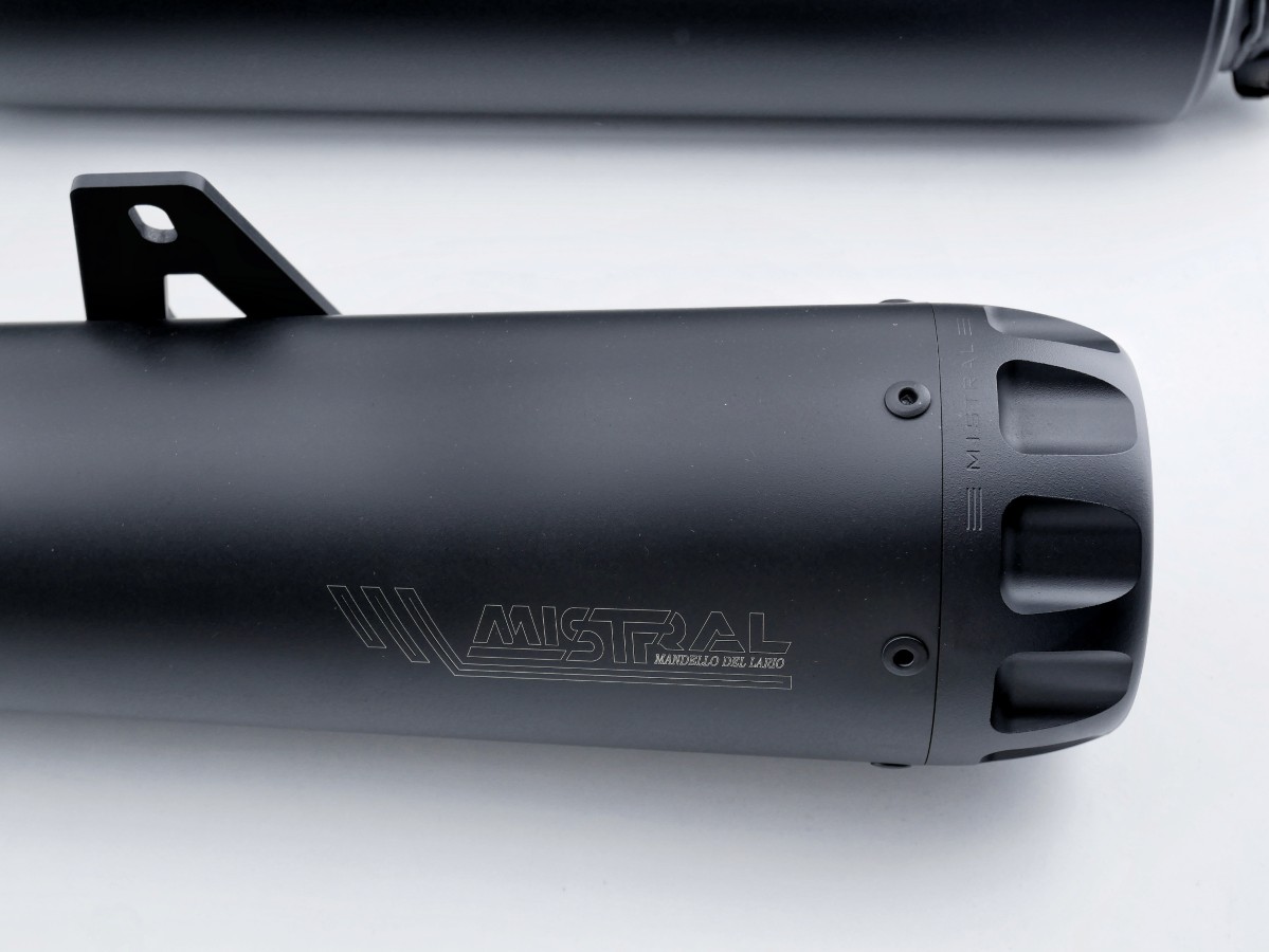 Scarichi Conici Exclusive in finitura nero opaco specifici per Moto Guzzi V7 850 Euro 5+